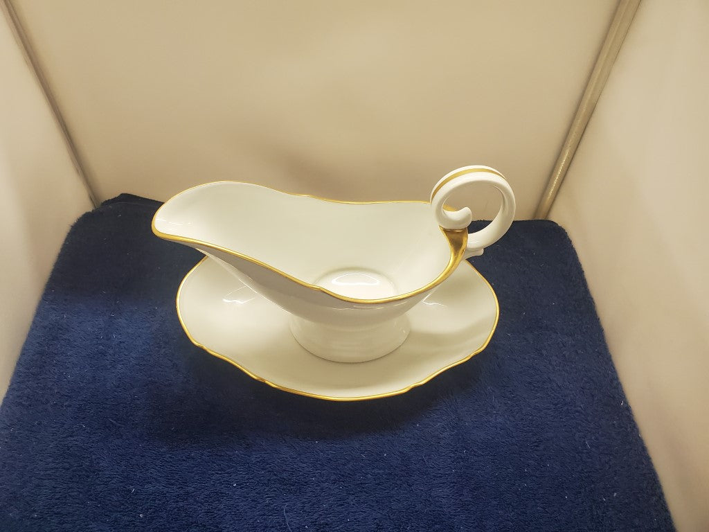Chastagner Limoges (France) Unknown Gravy Boat with Underplate LK