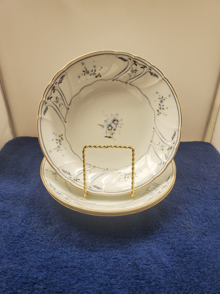 Set of 3 Mikasa Dorchester Rim Soup Bowls LK