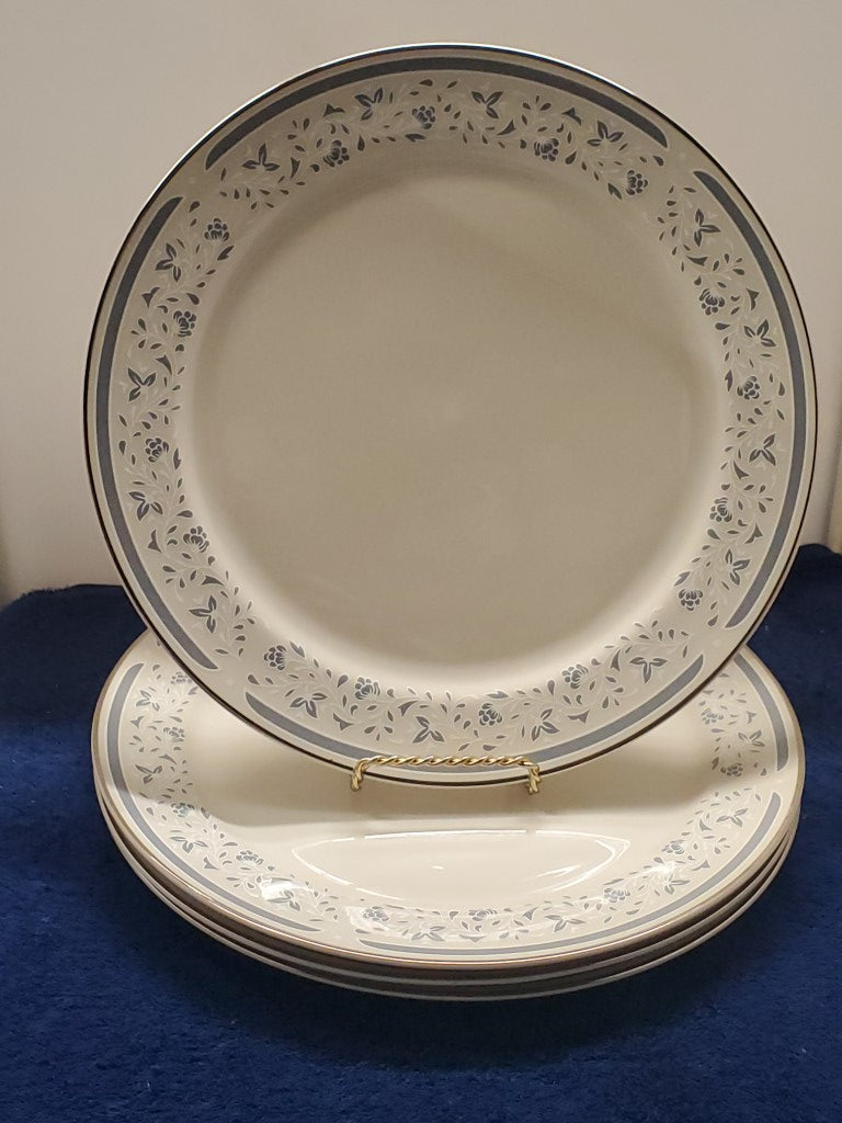 Set of 4 Pickard Bluefield Dinner Plates LK