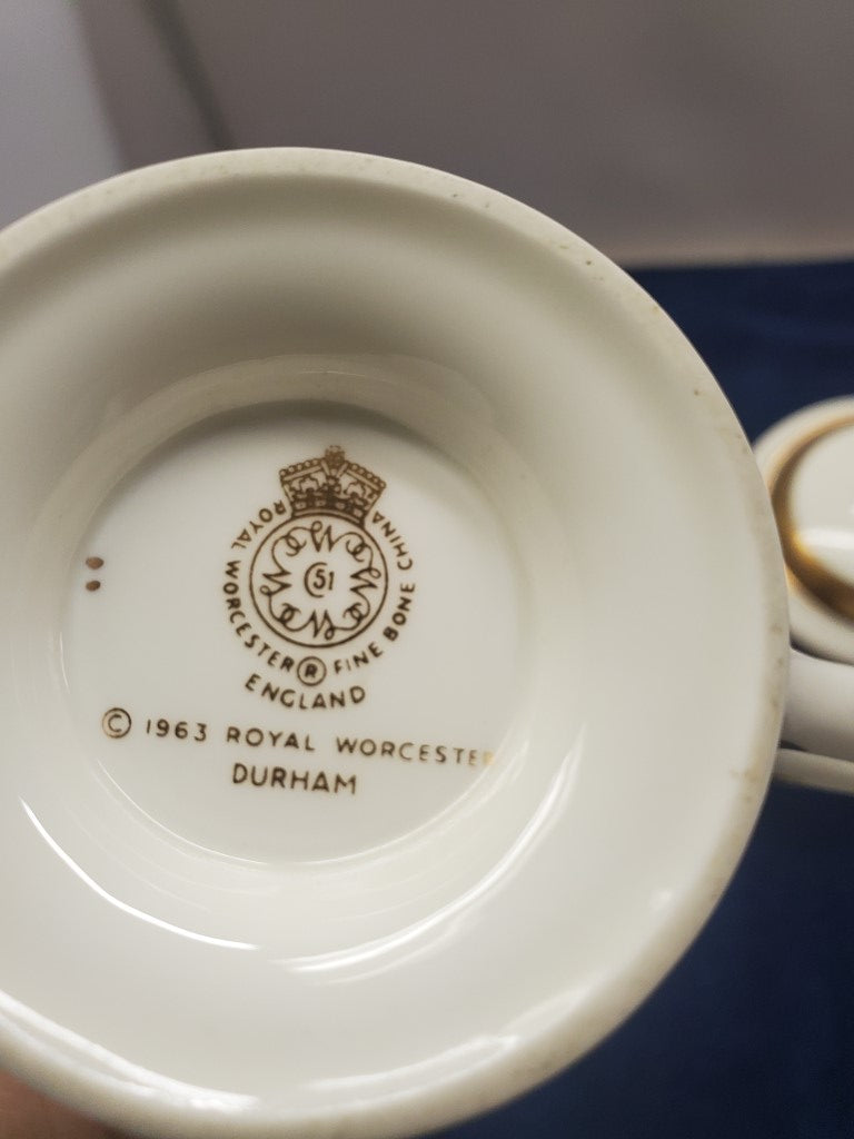 Royal Worcester Durham Creamer & Sugar Bowl with Lid LK