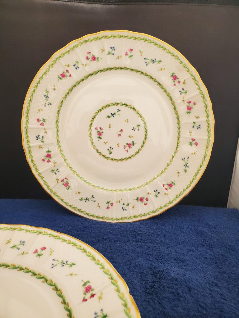 Bernardaud Artois Vert Lot of 4 Imperfect Dinner Plates