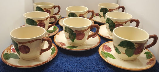 Set of 8 Franciscan (USA Backstamp) Apple Cup & Saucer s LK