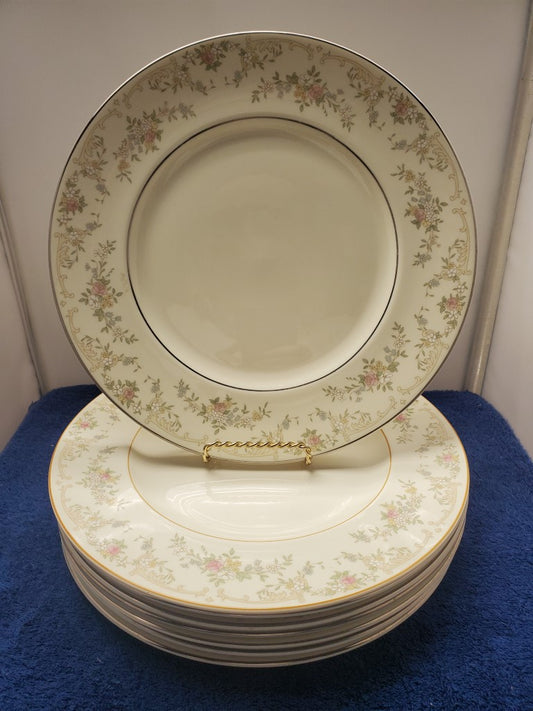 Set of 8 Royal Doulton Diana Dinner Plates LK