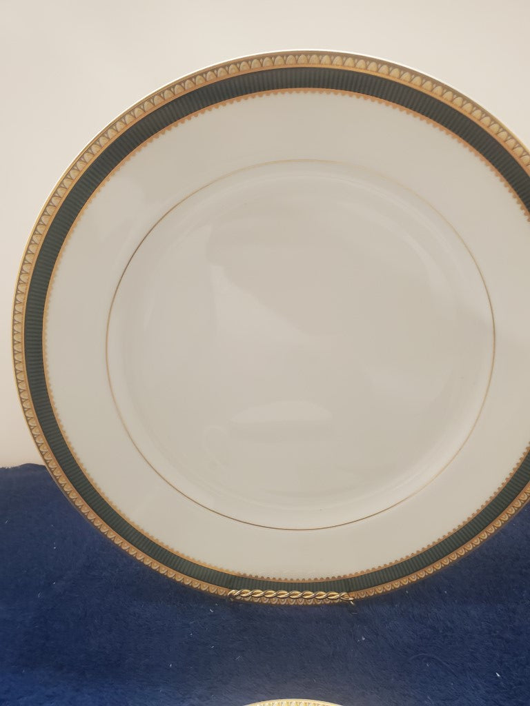 Wedgwood Barrington 6 Piece Place Setting LK