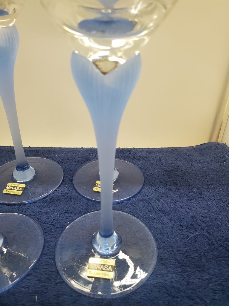 Set of 4 Mikasa Sea Mist Sapphire Frosted Stem Water Goblets LK