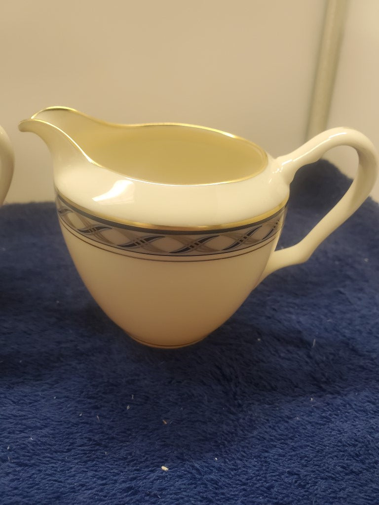 Set of 2 Lenox Harrison Creamer & Sugar Bowl with Lids LK
