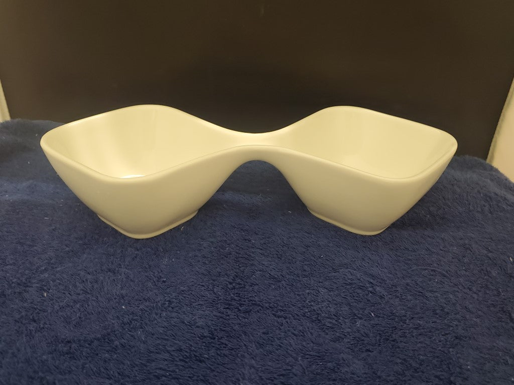 Set of 6 Ten Strawberry Street Diamond White 2-Sided Serving Dishes
