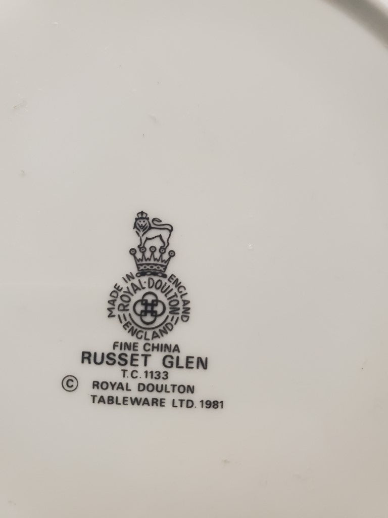 Set of 2 Royal Doulton Russet Glen Salad Plates LK