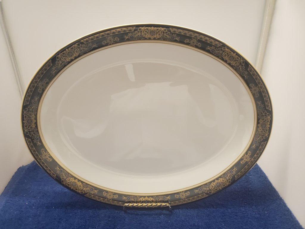 Royal Doulton Albany 13" Oval Serving Platter LK