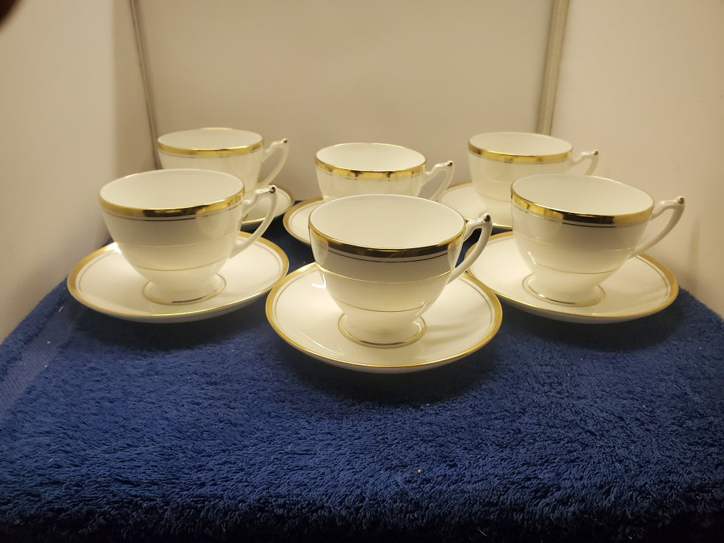 Set of 6 Coalport Connoisseur Cup & Saucer Sets LK