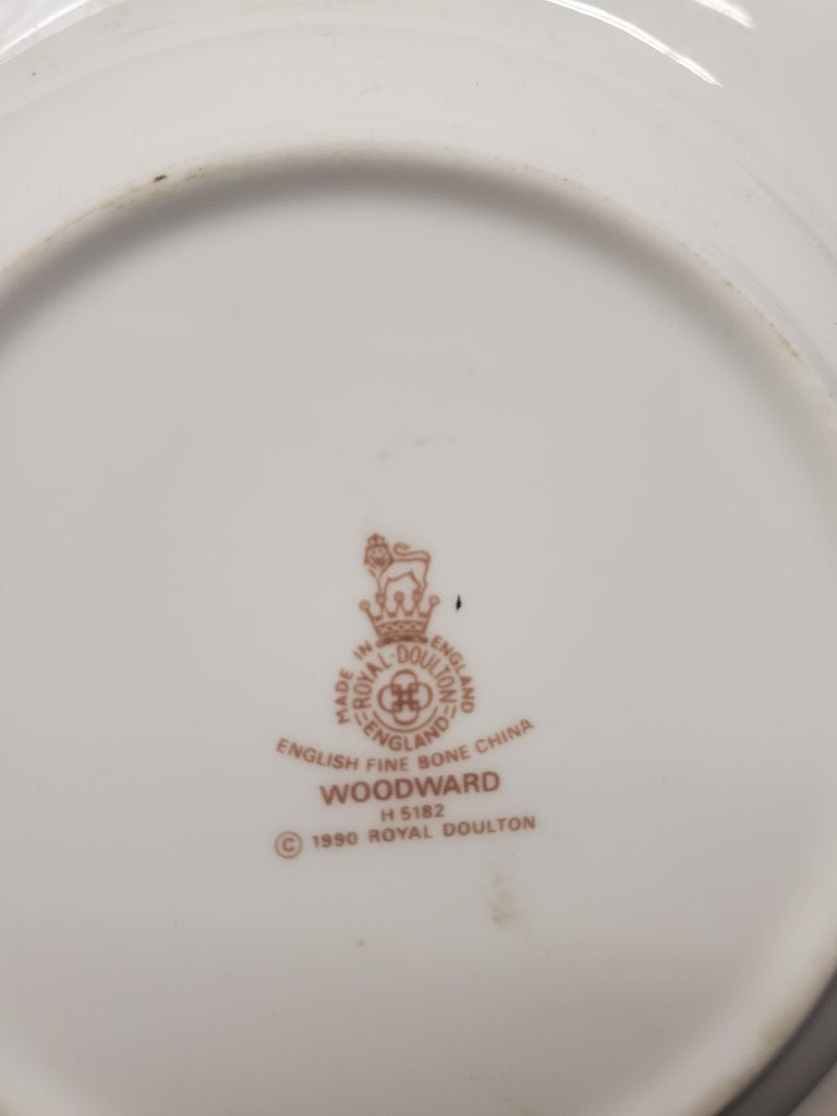Set of 5 Royal Doulton Woodward Rim Soup Bowls