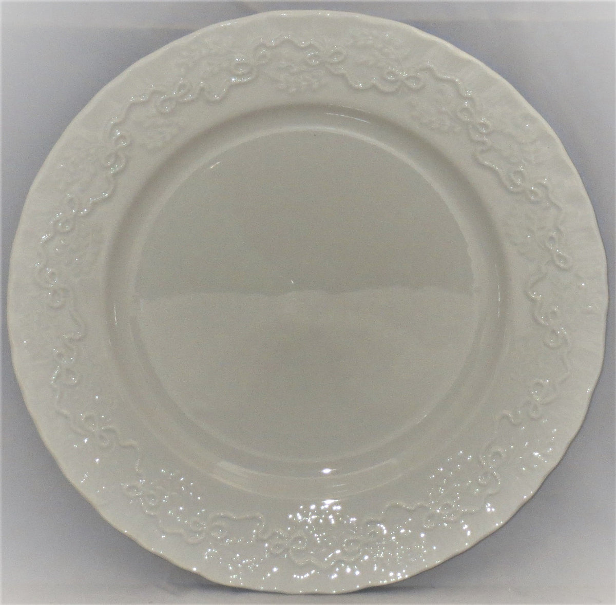 Set of 5 Ralph Lauren Claire Salad Plates