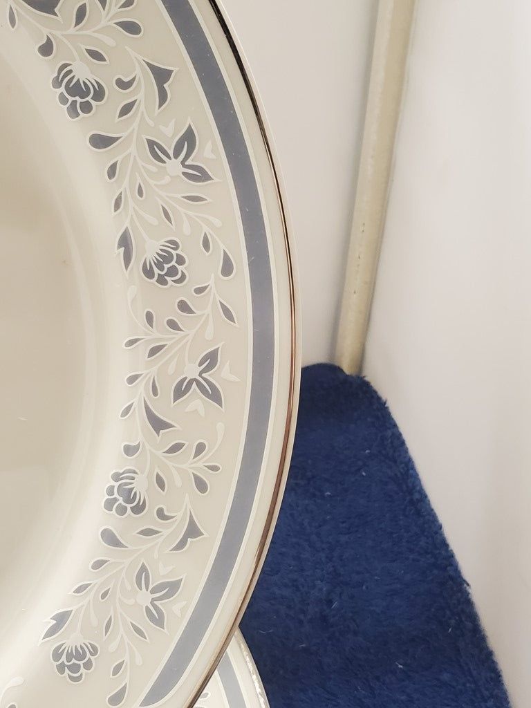 Set of 4 Pickard Bluefield Dinner Plates LK