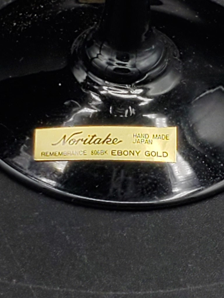 Set of 4 Noritake Remembrance Ebony Gold Water Goblets LK