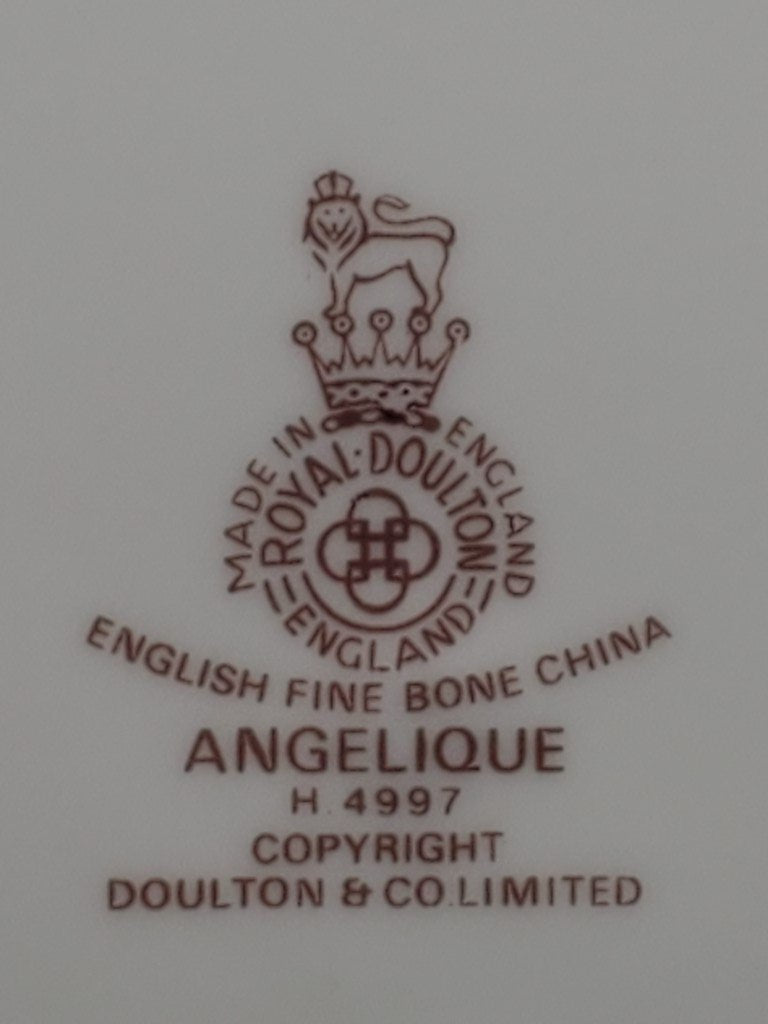 Set of 4 Royal Doulton Angelique Salad Plates LK