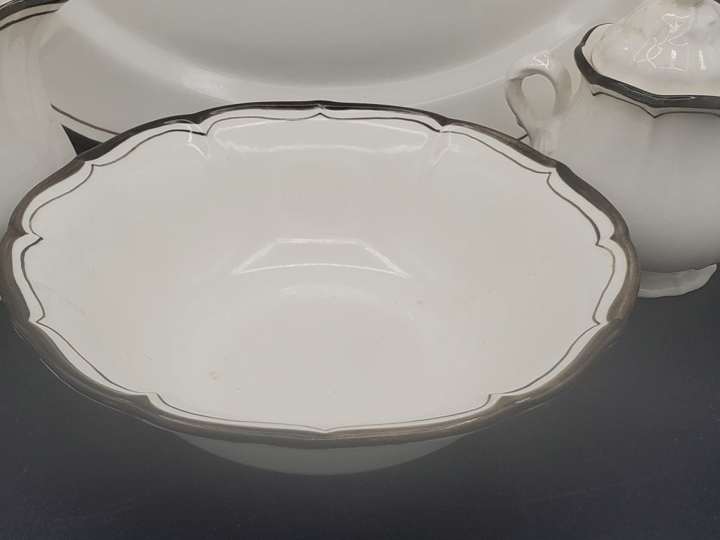 Metlox Poppytrail Vernon La Mancha Hostess Set LK