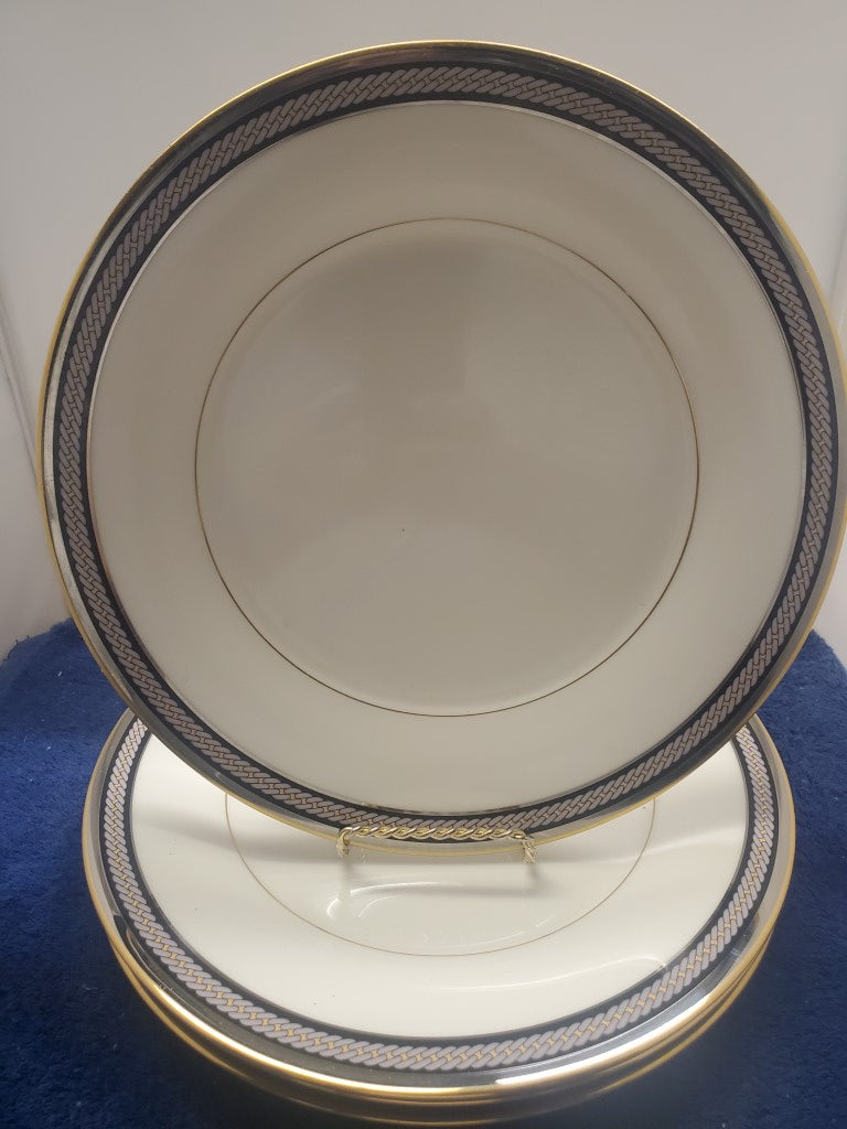 Set of 4 Noritake King's Guard Dinner Plates LK