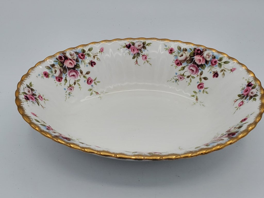 Royal Albert Cottage Garden 9" Oval Vegetable Bowl LK