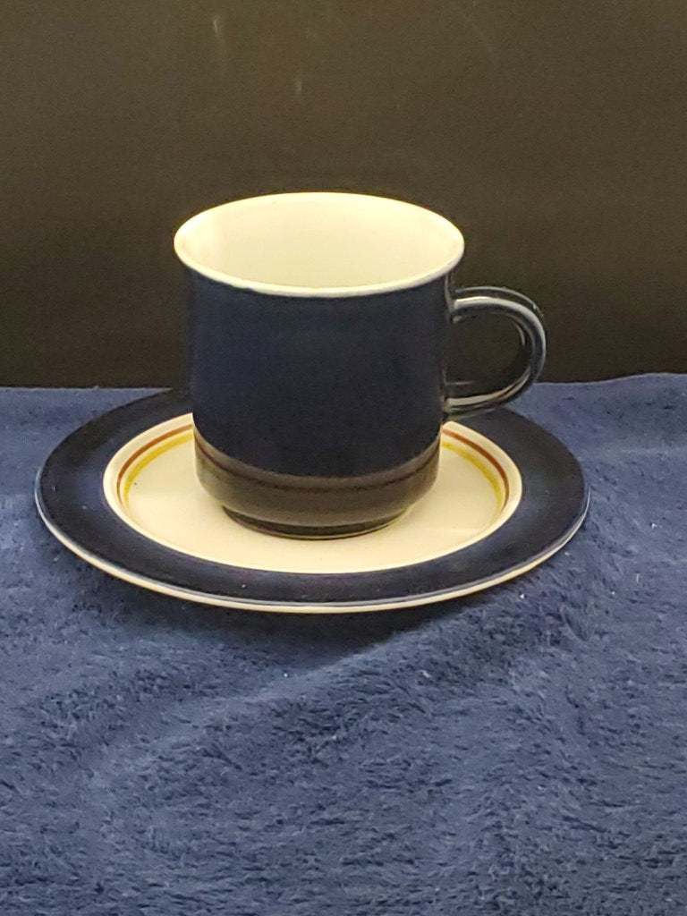 Set of 7 Mikasa Spectrum Cobalt (PJ 501) Cup & Saucer Sets LK