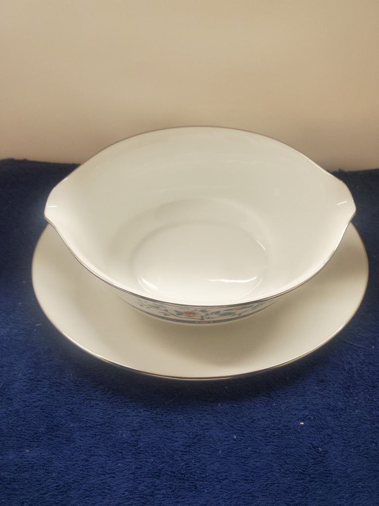Noritake Shangri-La Gravy Boat with Attached Underplate LK