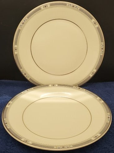 Set of 2 Royal Doulton Melissa Salad Plates LK –
