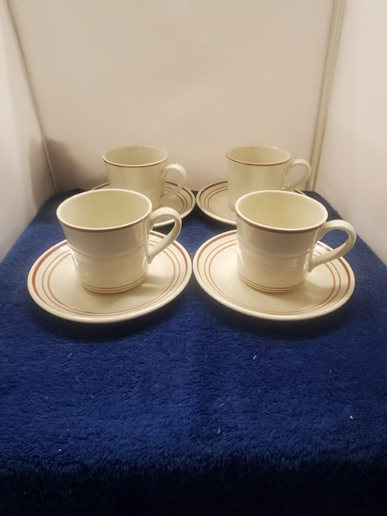 Set of 4 Royal Doulton Nutmeg Cup & Saucer Sets LK