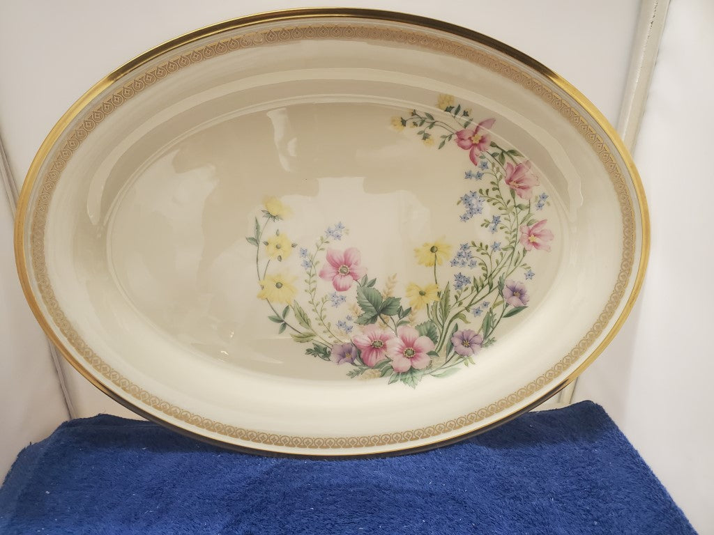 Lenox Flower Song Hostess Set LK