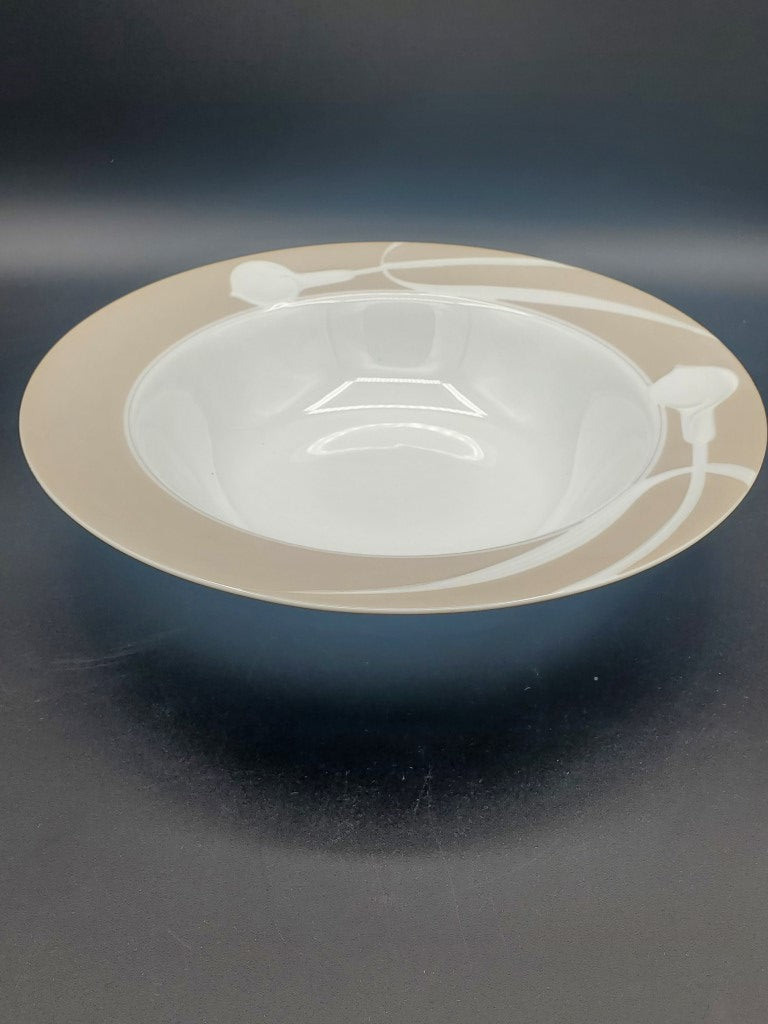 Mikasa Classic Flair Beige Round Vegetable Bowl LK