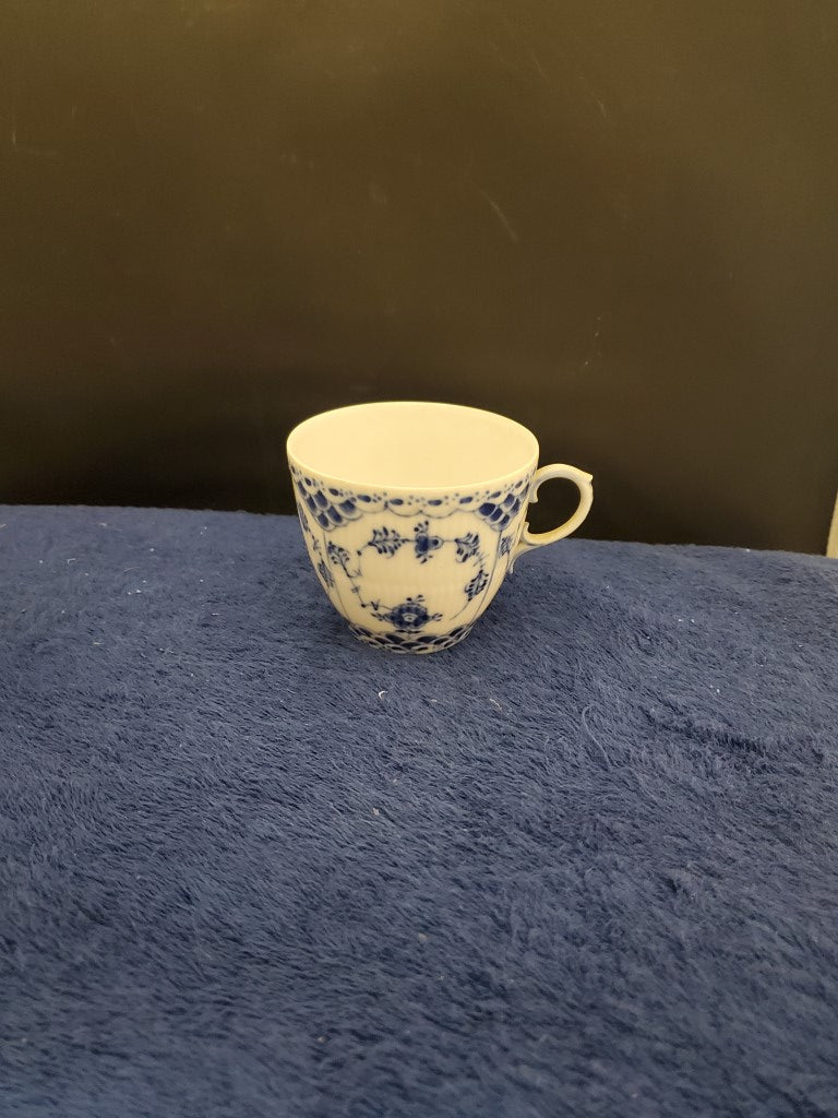 Set of 4 Royal Copenhagen Blue Fluted Half Lace Cups (1035)