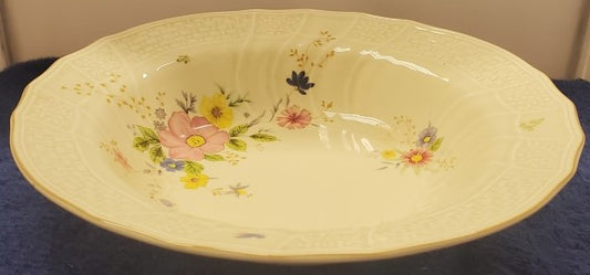 Mikasa Lancaster 10" Round Serving Bowl