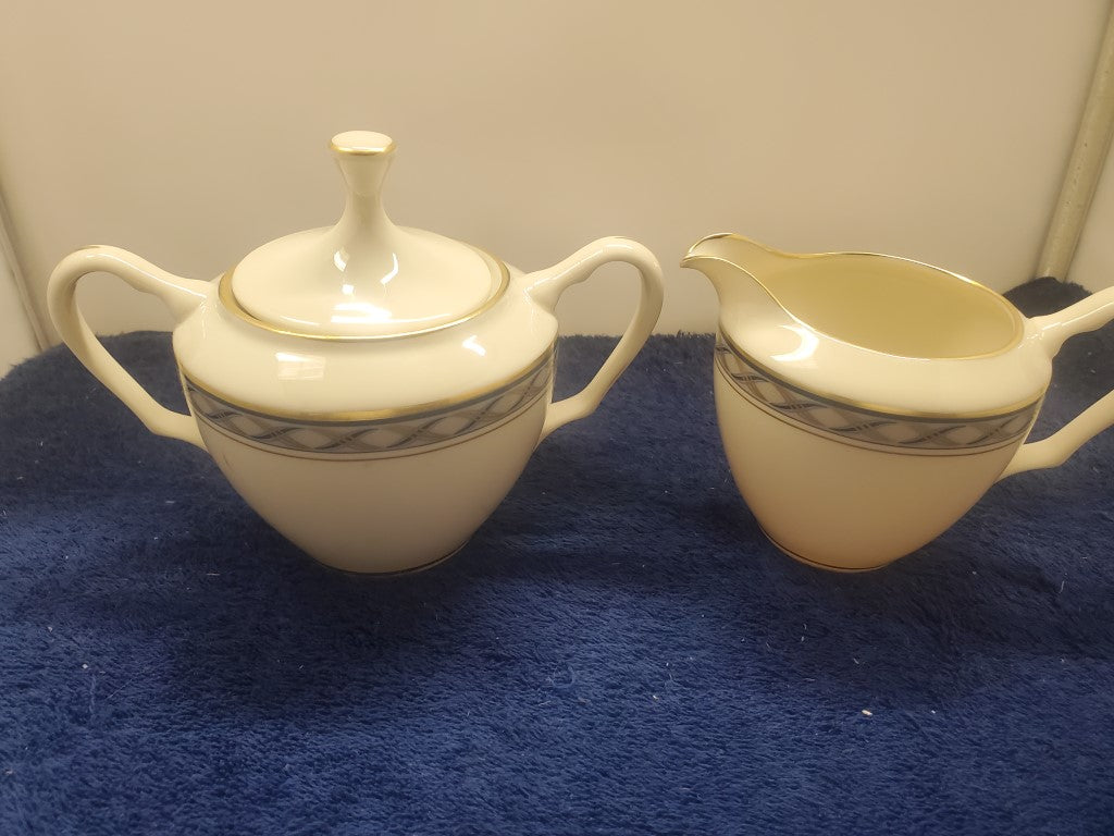Set of 2 Lenox Harrison Creamer & Sugar Bowl with Lids LK