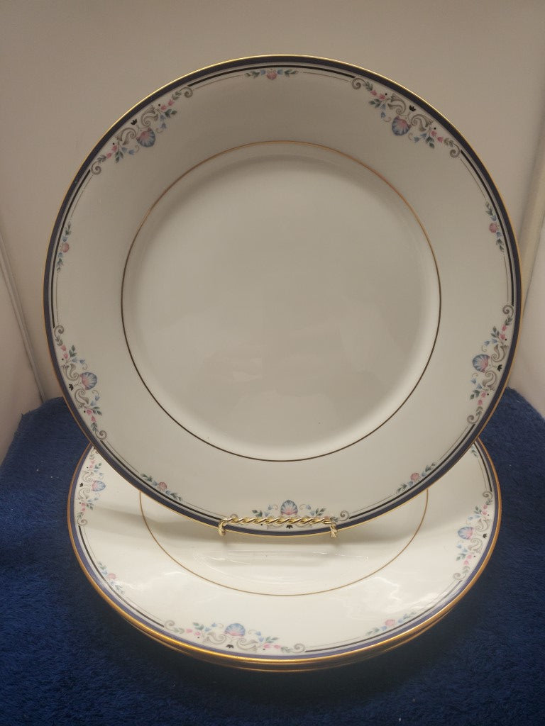 Set of 3 Lenox Sabrina Dinner Plates LK