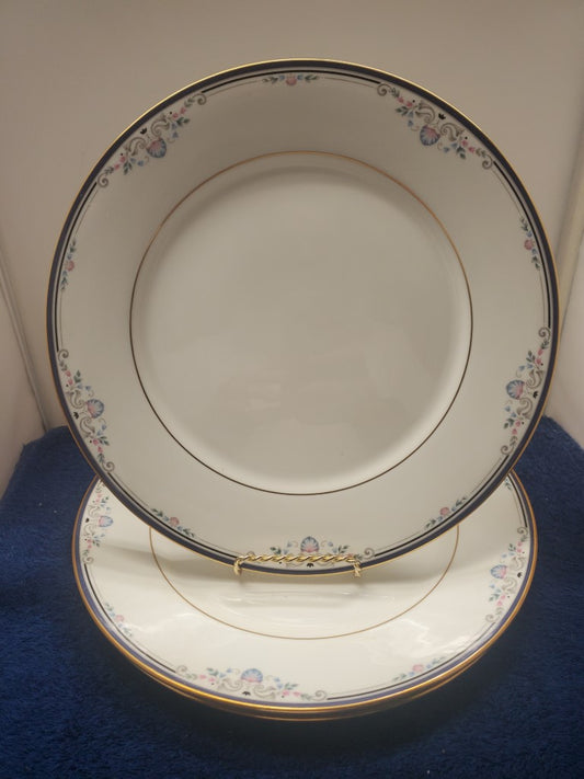 Set of 3 Lenox Sabrina Dinner Plates LK
