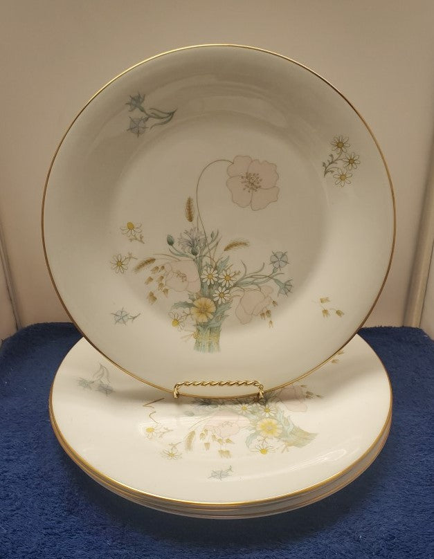 Set of 4 Royal Doulton Flirtation Dinner Plates