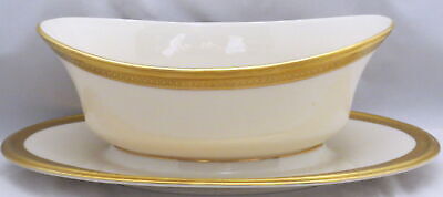Lenox Aristocrat Gravy Boat with Attached Underplate