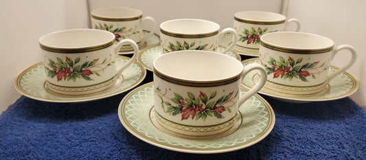 Set of 6 Fitz & Floyd Winter Holiday Green Wreath Cup and Saucer Sets