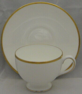 Set of 4 Wedgwood California Footed Cup & Saucer Sets