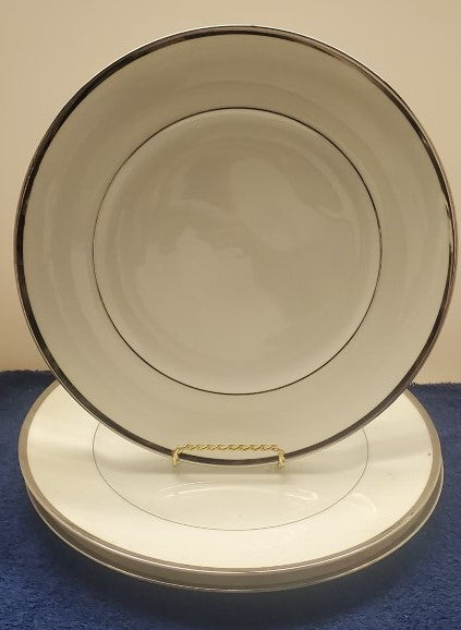 Set of 3 Noritake Brigette Dinner Plates
