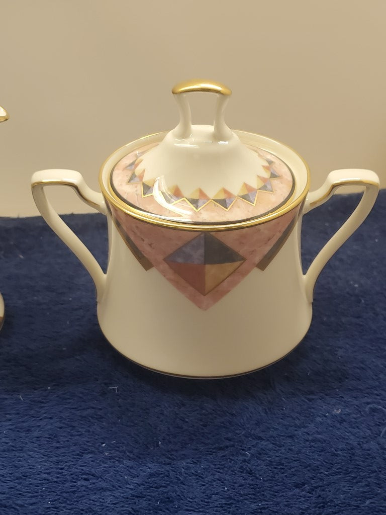 Noritake Momentum Creamer & Sugar Bowl with Lid LK