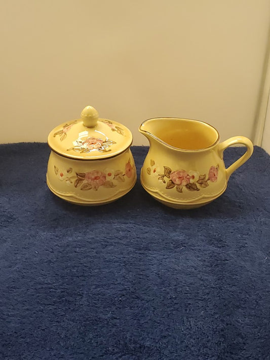Franciscan Rosette Sugar Bowl with Lid and Creamer