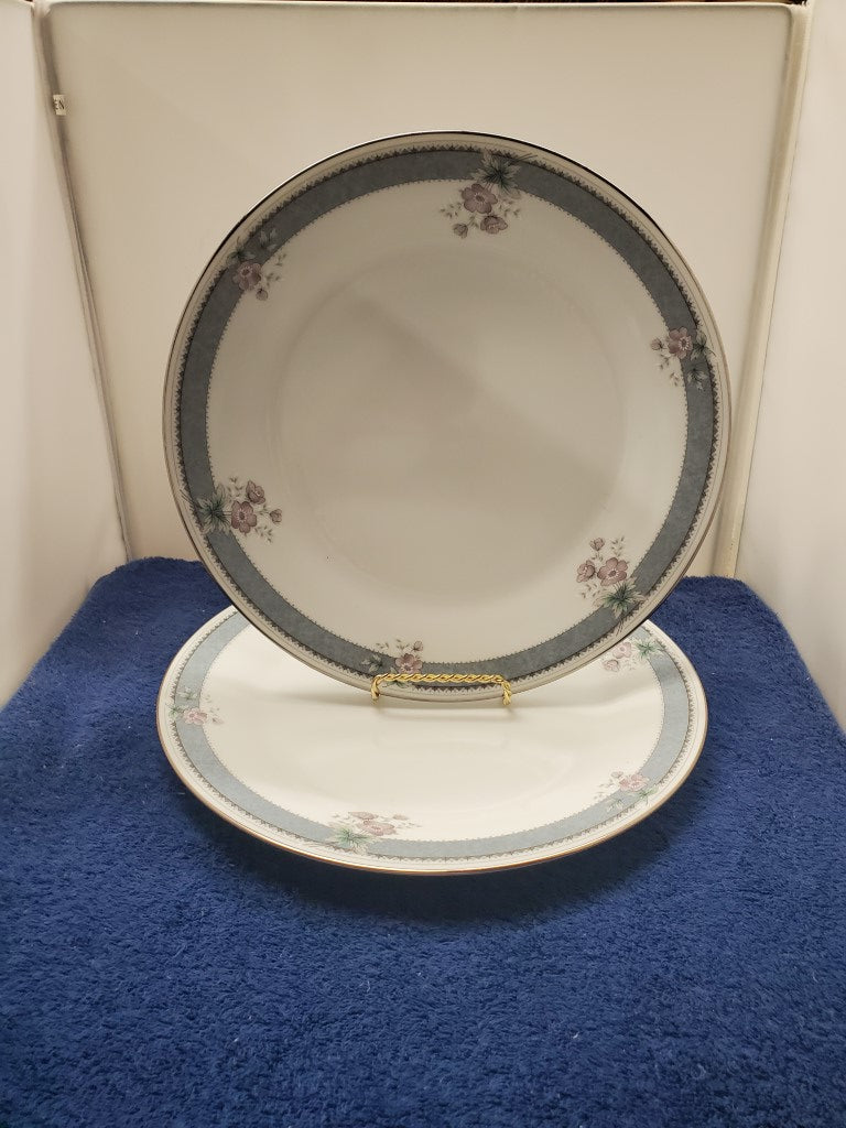 Set of 2 Noritake Alhambra Dinner Plates LK