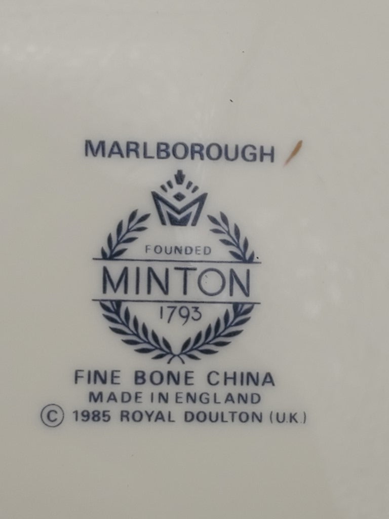 Set of 4 Minton Marlborough Dinner Plates LK