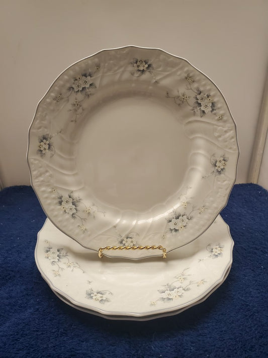 Set of 3 Royal Doulton Lausanne Salad Plates LK