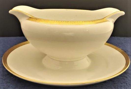 Tirschenreuth Trousseau Gravy Boat & Attached Underplate