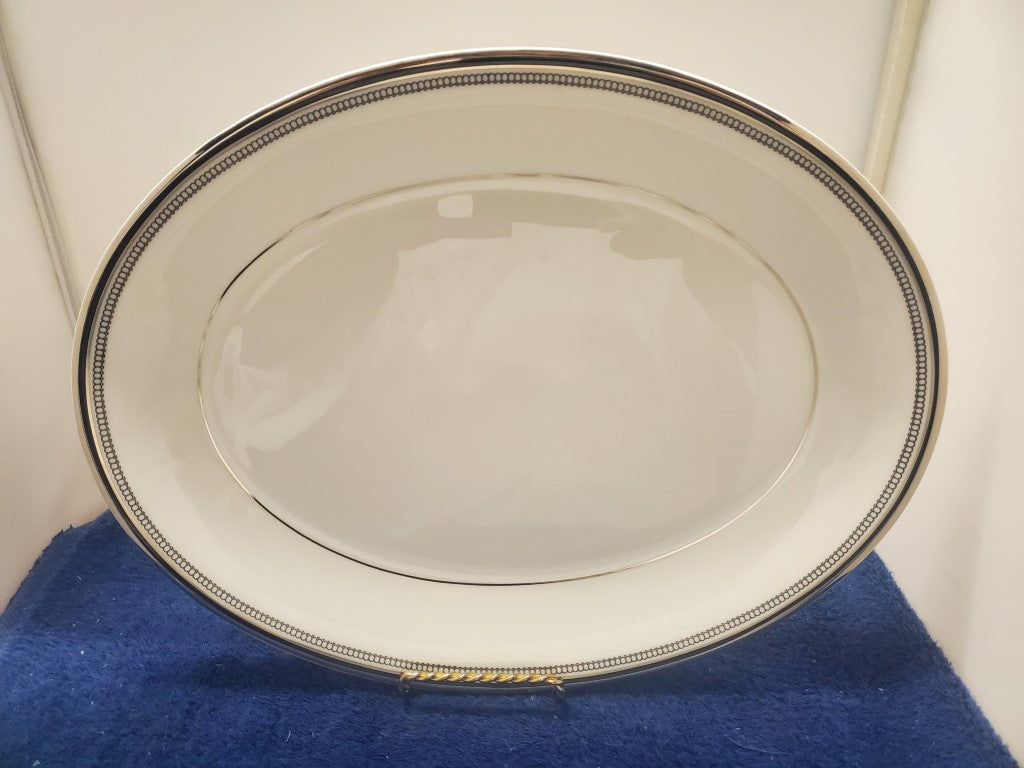 Royal Doulton Sarabande 13" Oval Serving Platter LK