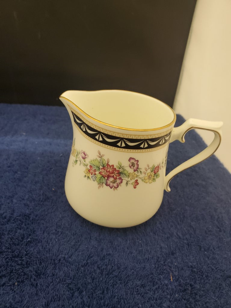 Mikasa Diplomat Creamer and Sugar Bowl with Lid LK