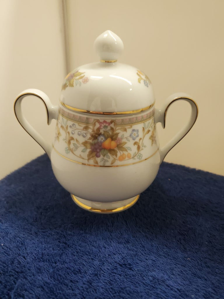 Noritake Harvesting Sugar Bowl with Lid LK