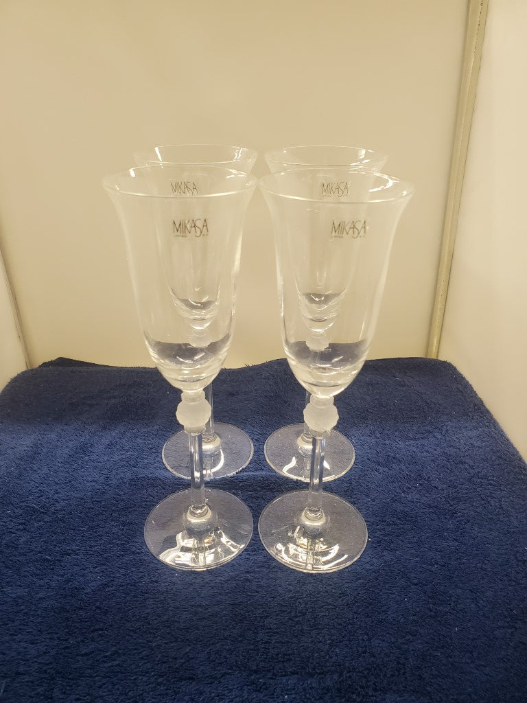 Set of 4 Mikasa Promises Champagne Flutes LK