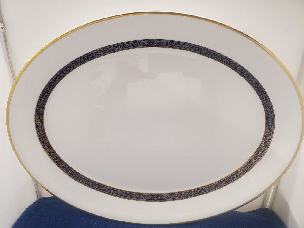Royal Doulton Harlow 16" Oval Serving Platter LK