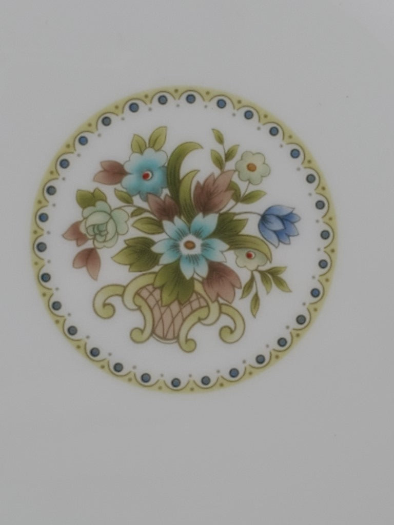 Set of 4 Wedgwood Petersham Dinner Plates LK